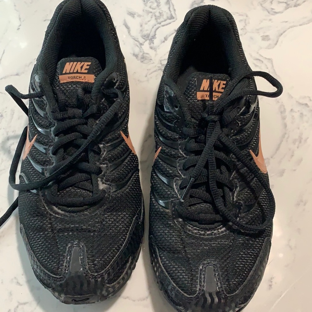 Nike Air. Max Air. Torch 4 sneakers. Sz 8